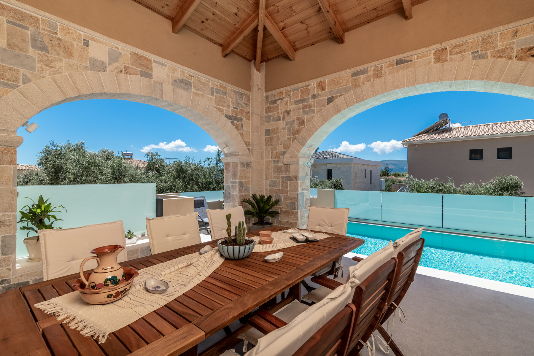 Romanza Villa II pool, daytime